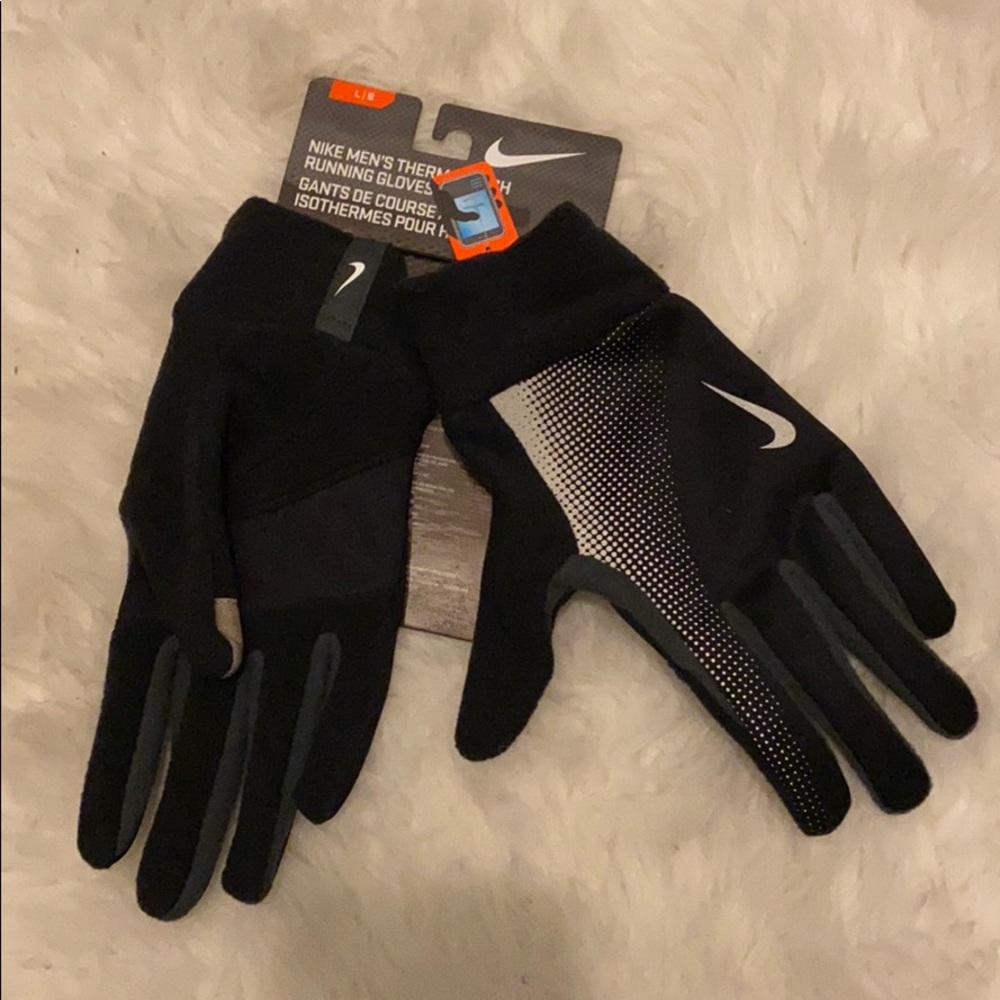 NWT men’s Nike Thermal Tech Running gloves